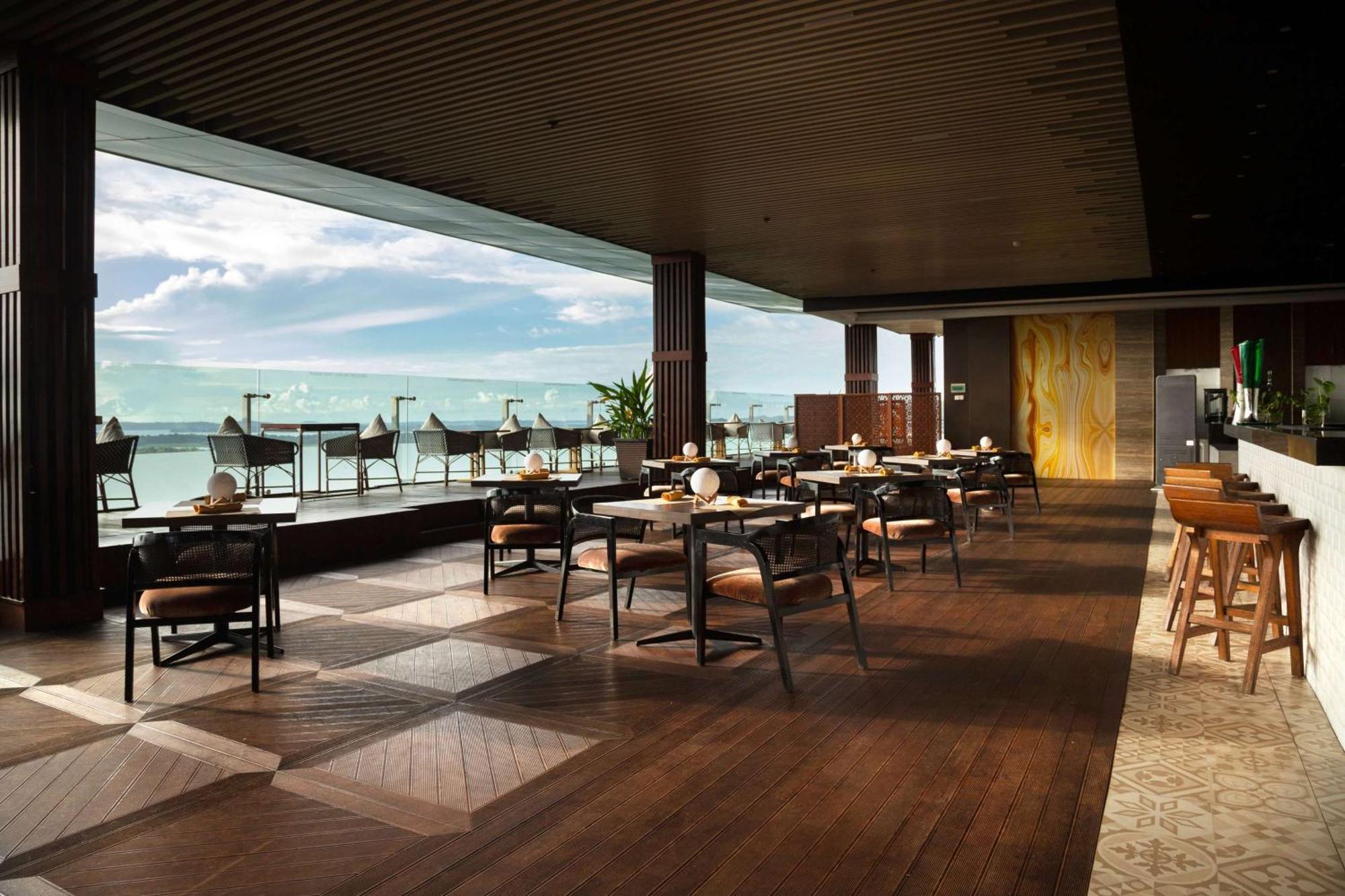 Отель Wyndham Panbil Batam Экстерьер фото